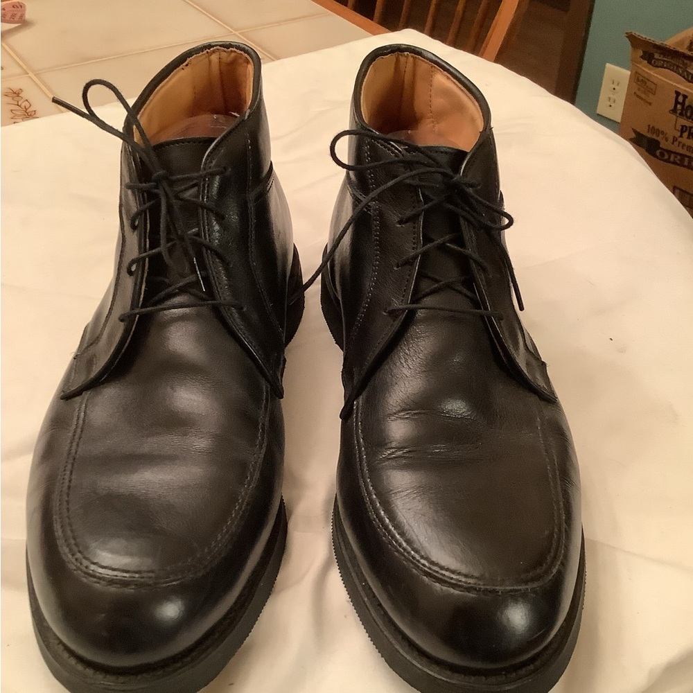 Alan Edmonds Stuart Chukka Boots 10 Black EUC
